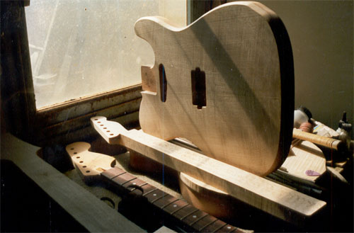 en_construction_1.jpg (40099 octets)